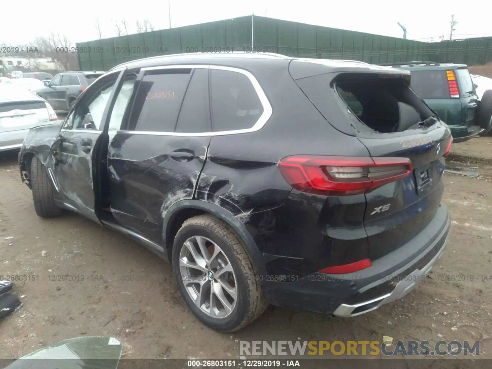 3 Photograph of a damaged car 5UXCR6C58KLL22091 BMW X5 2019