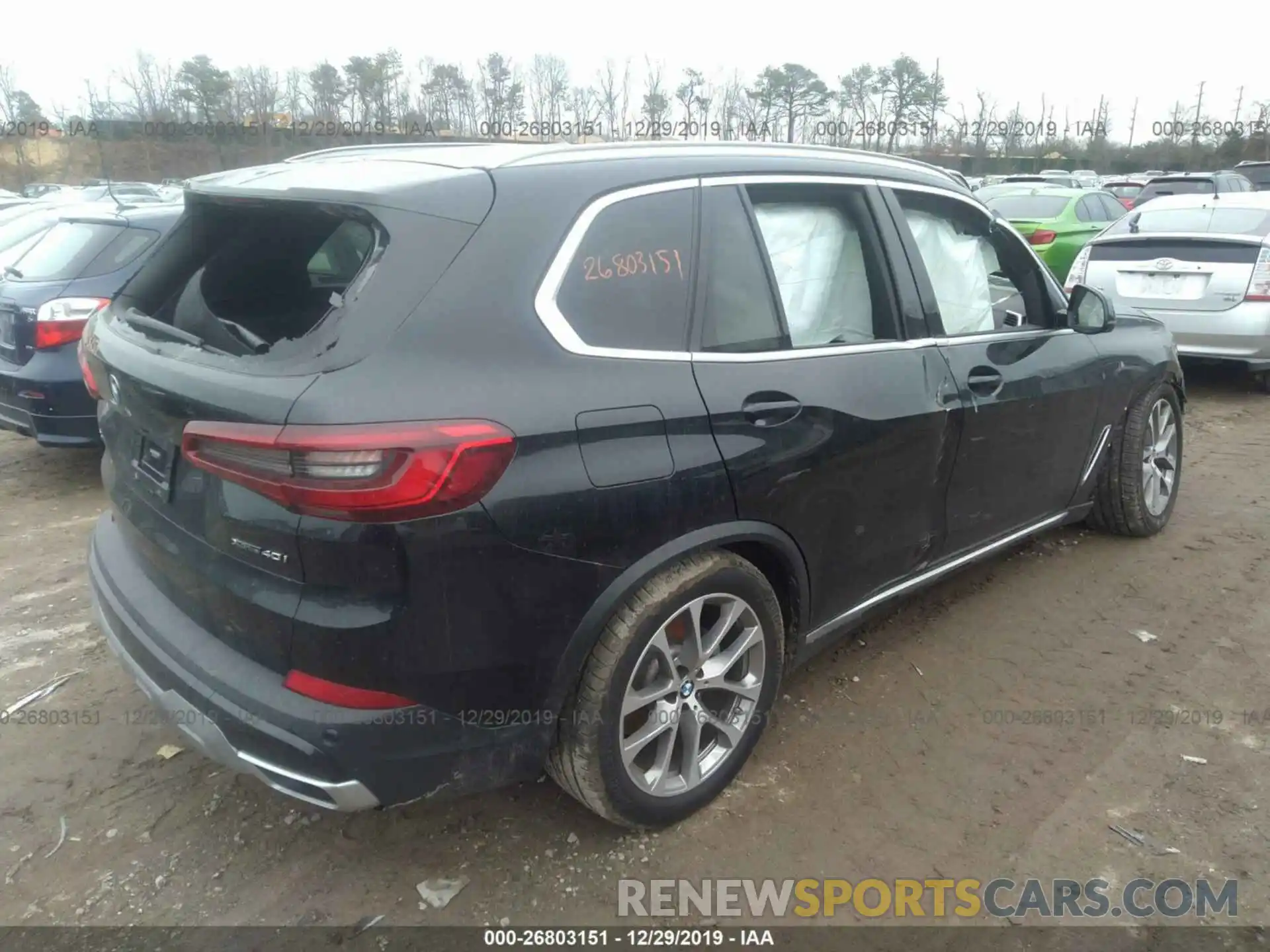 4 Photograph of a damaged car 5UXCR6C58KLL22091 BMW X5 2019