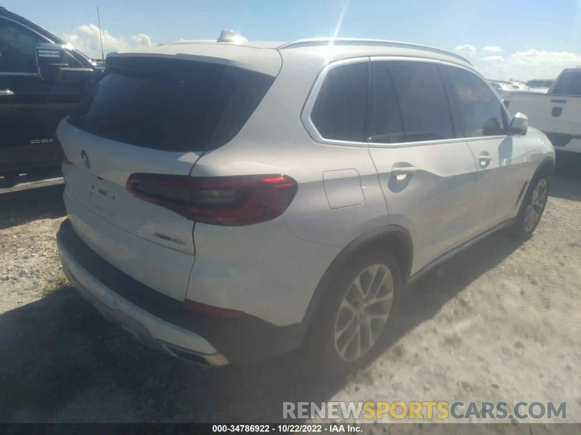 4 Photograph of a damaged car 5UXCR6C58KLL25329 BMW X5 2019