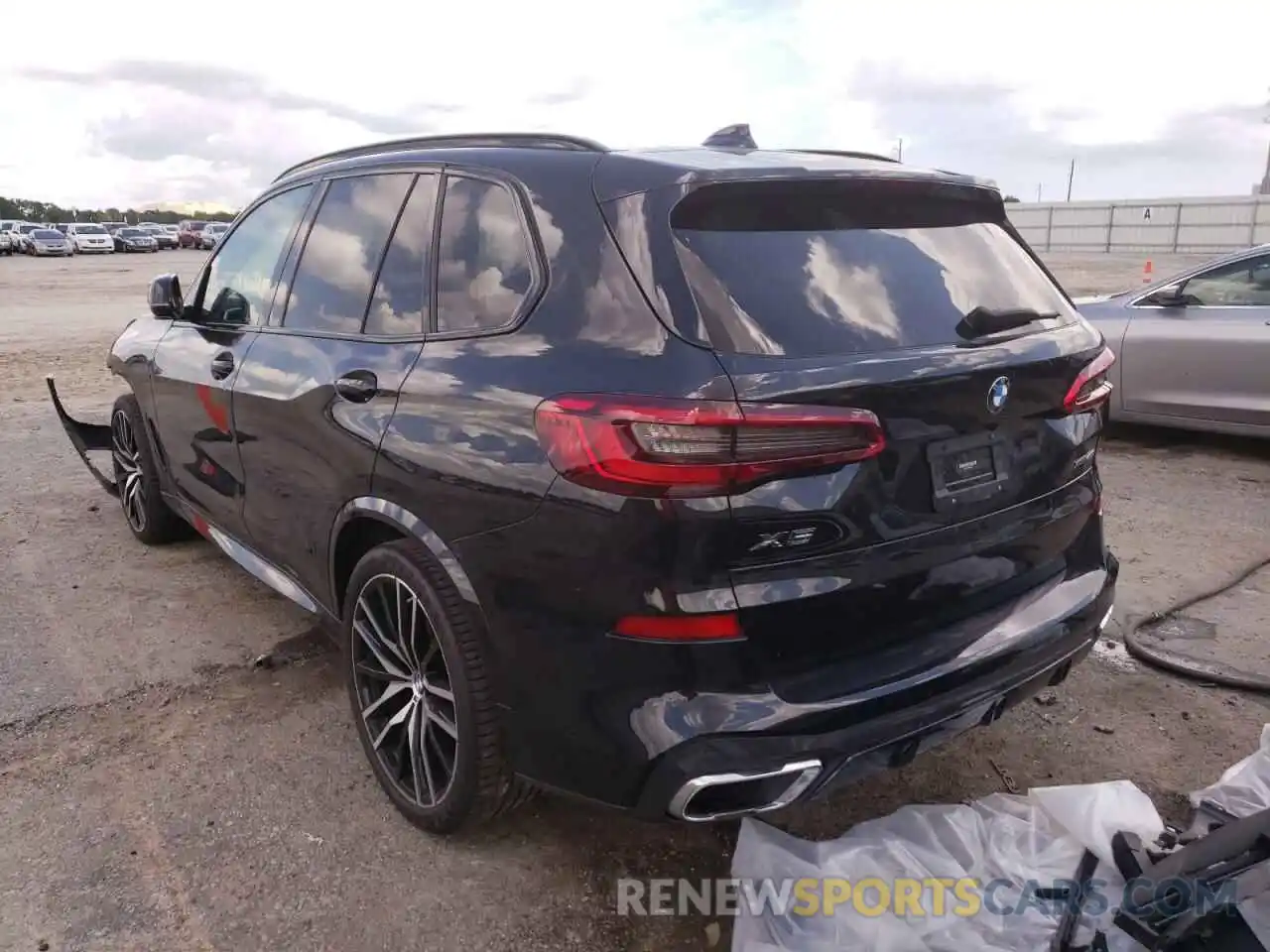 3 Фотография поврежденного автомобиля 5UXCR6C58KLL34533 BMW X5 2019