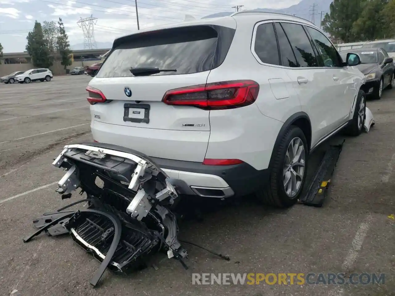 4 Photograph of a damaged car 5UXCR6C58KLL36203 BMW X5 2019