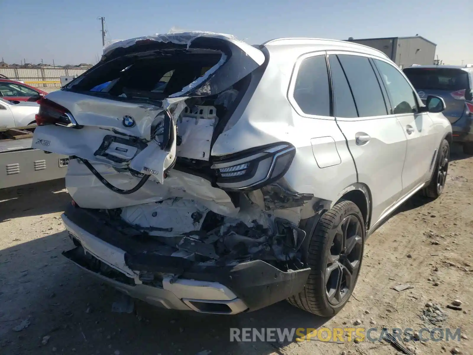 4 Photograph of a damaged car 5UXCR6C58KLL36315 BMW X5 2019