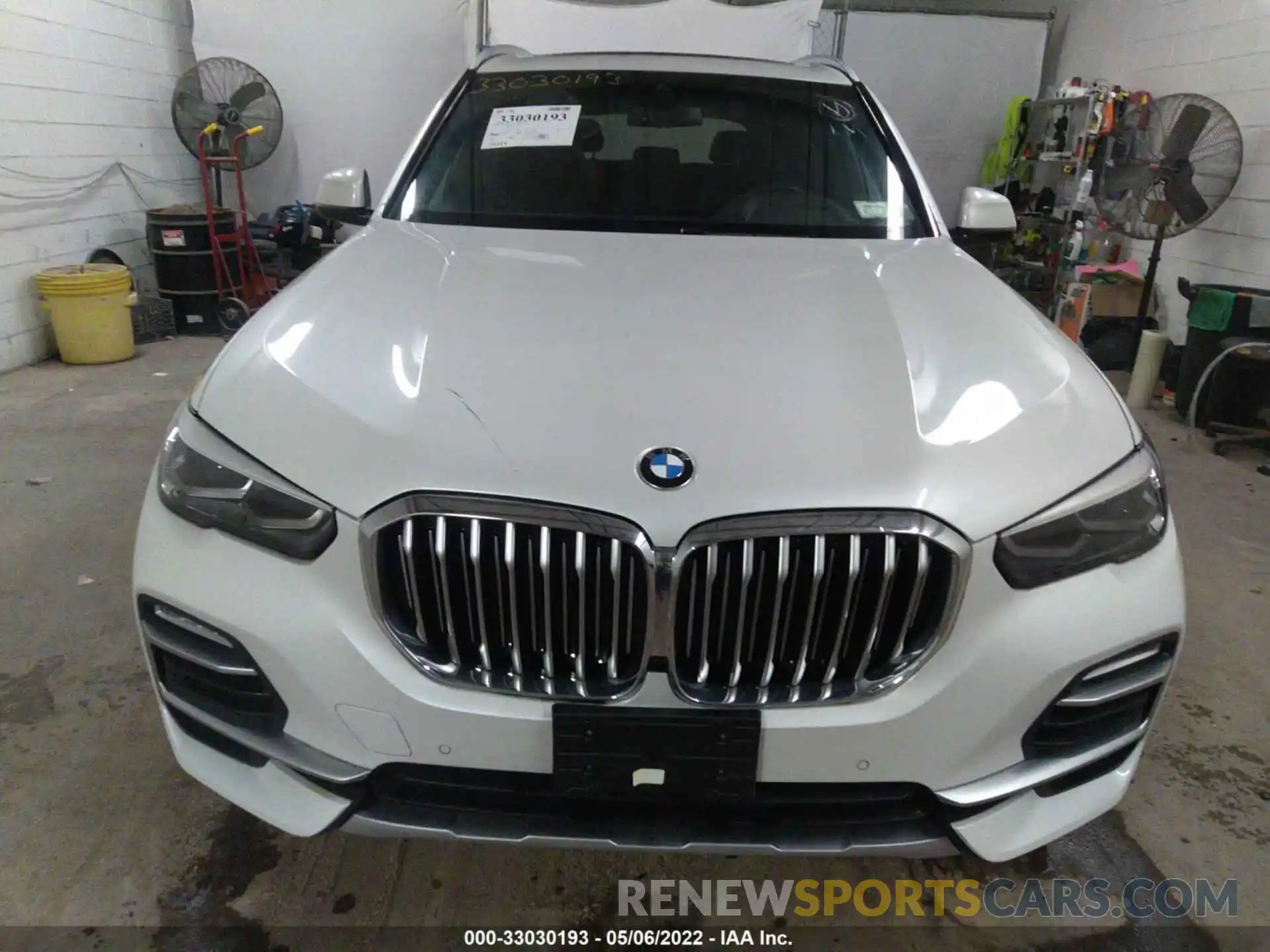 6 Photograph of a damaged car 5UXCR6C58KLL38372 BMW X5 2019