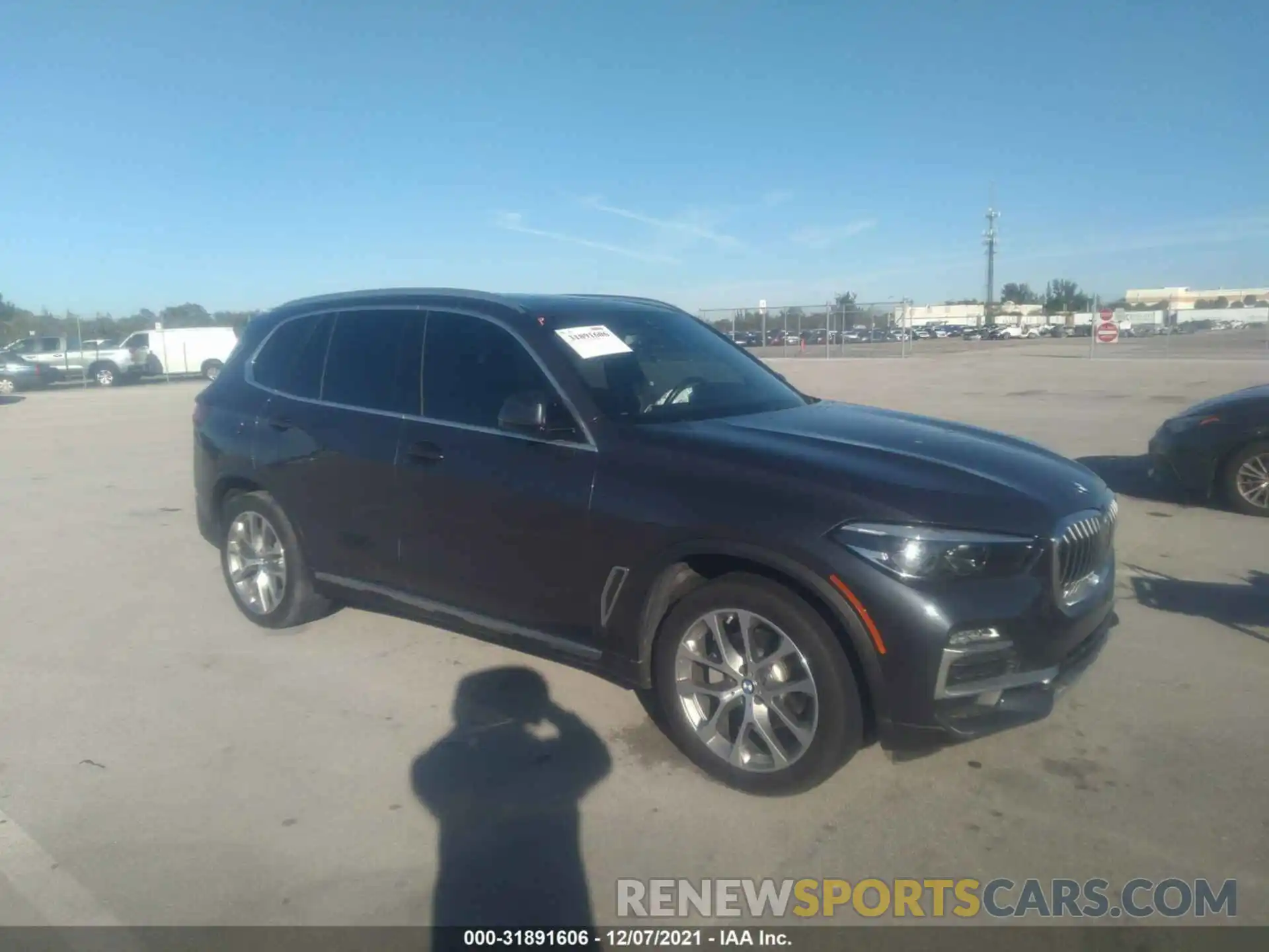 1 Photograph of a damaged car 5UXCR6C58KLL60453 BMW X5 2019