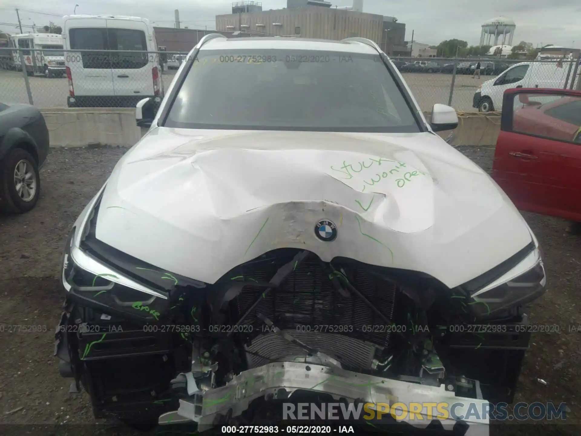 10 Photograph of a damaged car 5UXCR6C58KLL61697 BMW X5 2019