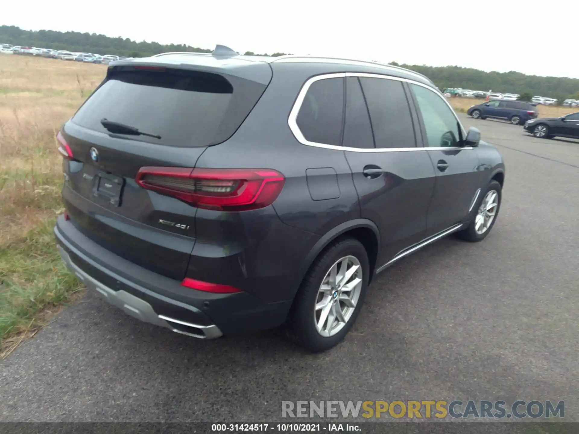 4 Photograph of a damaged car 5UXCR6C59KLK79736 BMW X5 2019