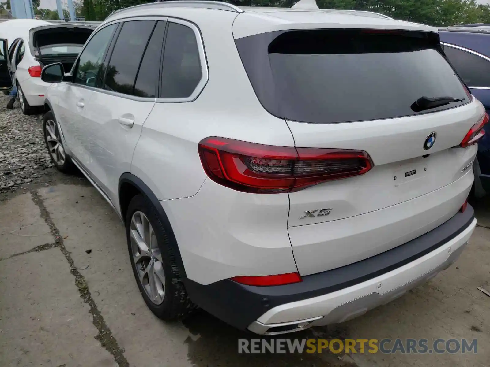 3 Photograph of a damaged car 5UXCR6C59KLK83852 BMW X5 2019