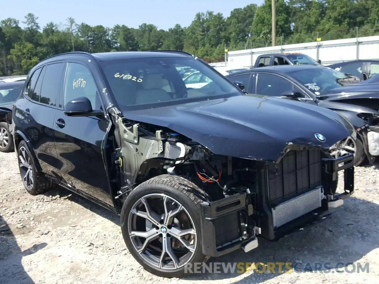 1 Photograph of a damaged car 5UXCR6C59KLK87013 BMW X5 2019