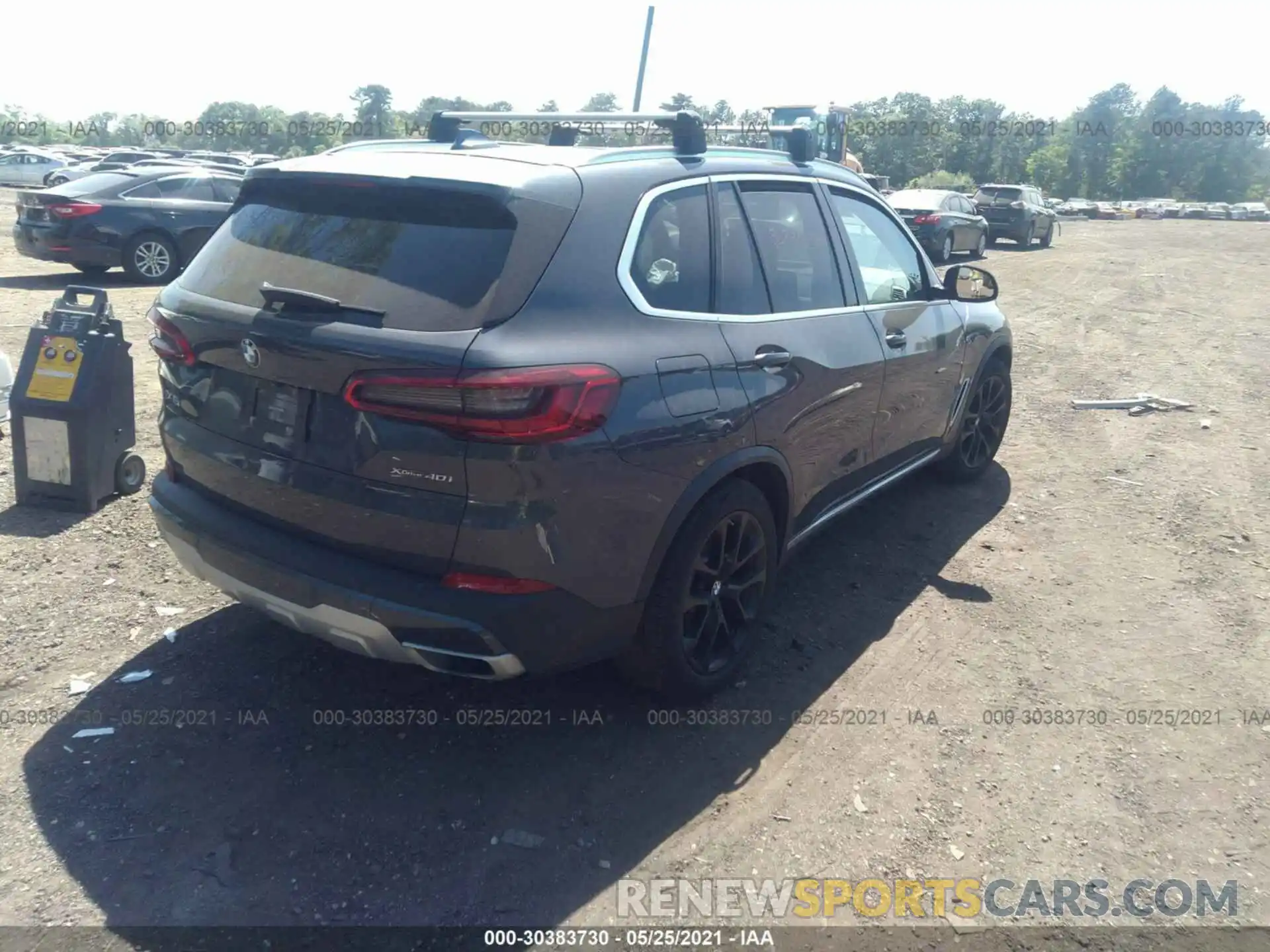 4 Фотография поврежденного автомобиля 5UXCR6C59KLL00942 BMW X5 2019