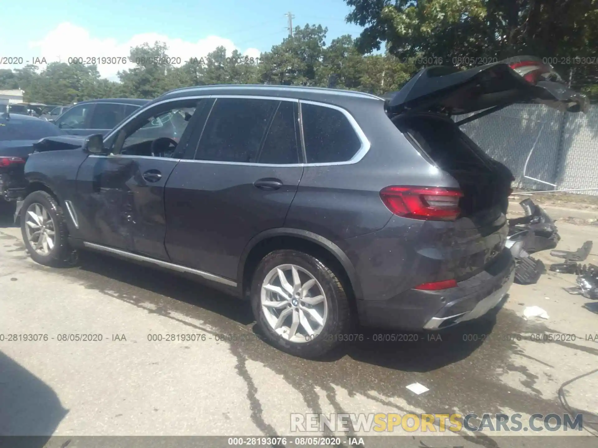 3 Photograph of a damaged car 5UXCR6C59KLL02710 BMW X5 2019