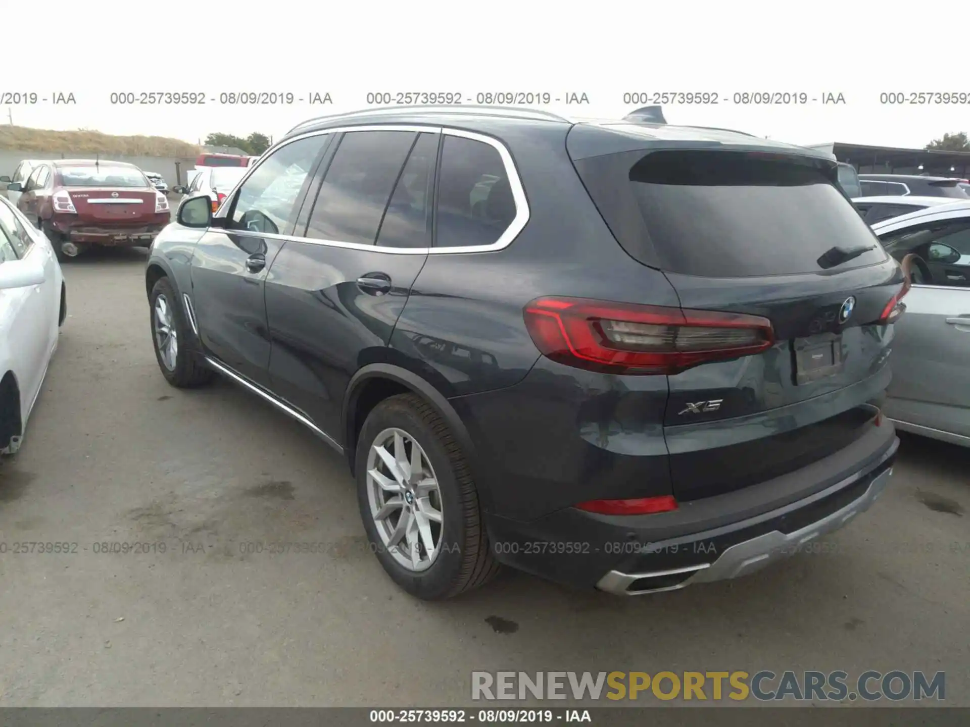 3 Photograph of a damaged car 5UXCR6C59KLL05462 BMW X5 2019