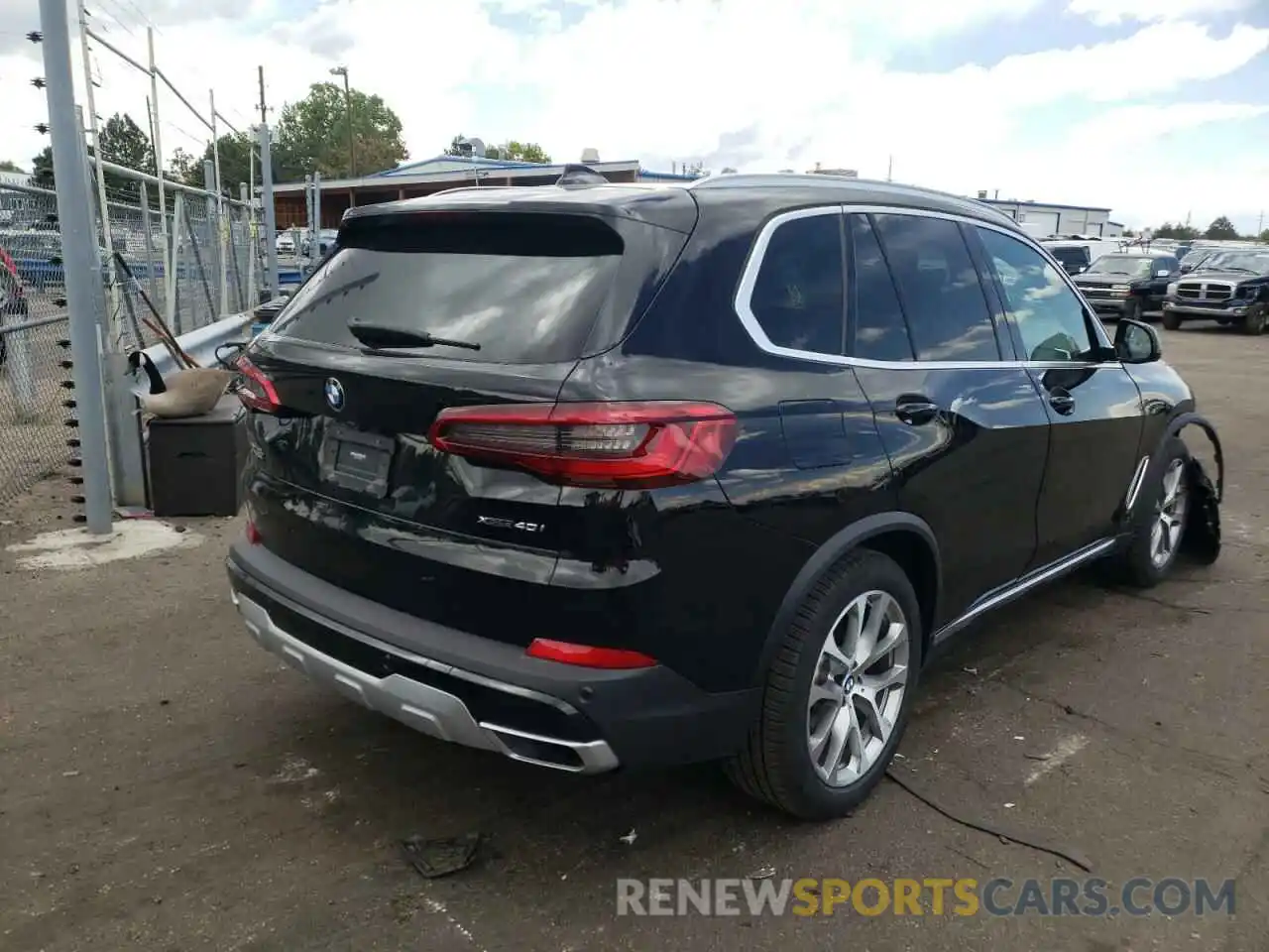 4 Photograph of a damaged car 5UXCR6C59KLL08443 BMW X5 2019