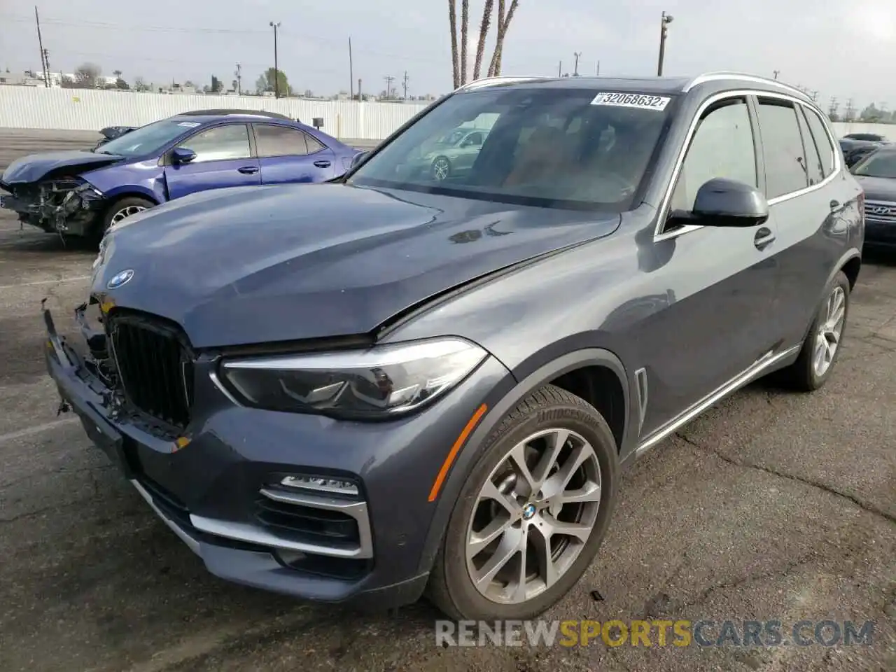 2 Photograph of a damaged car 5UXCR6C59KLL11164 BMW X5 2019