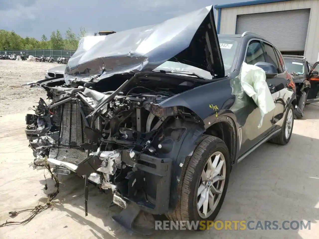 2 Фотография поврежденного автомобиля 5UXCR6C59KLL13058 BMW X5 2019