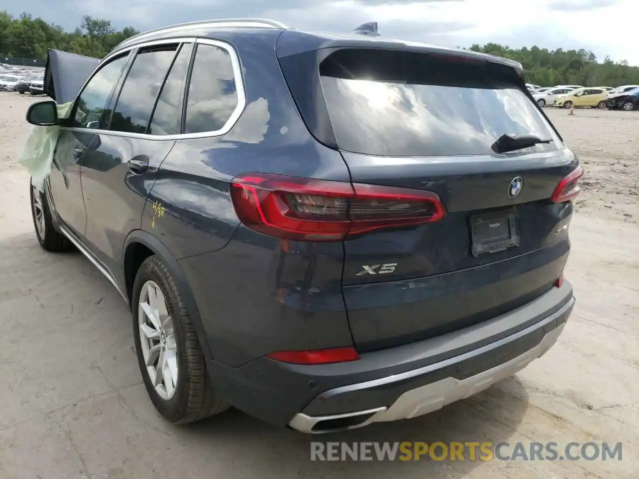 3 Фотография поврежденного автомобиля 5UXCR6C59KLL13058 BMW X5 2019