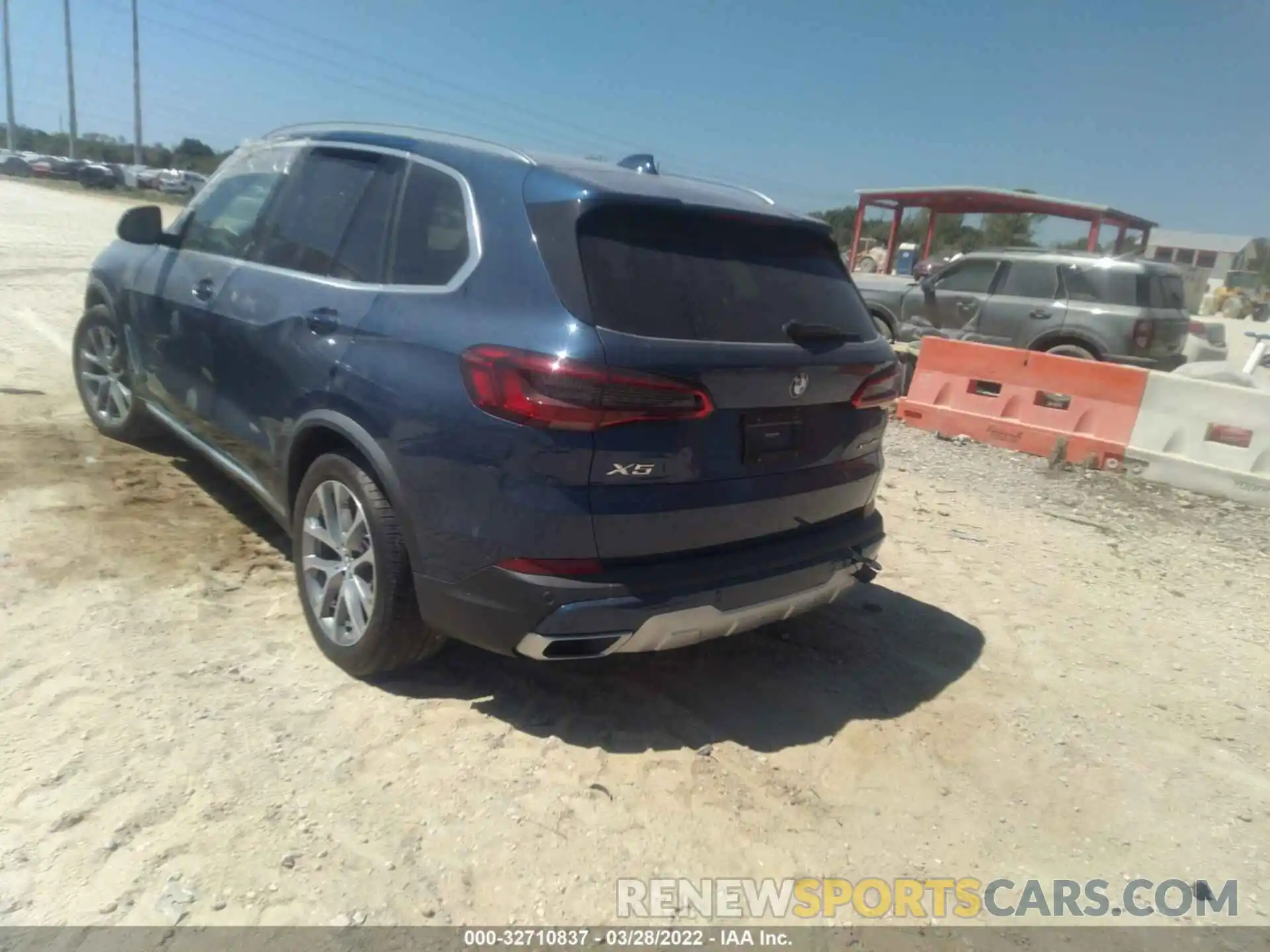 3 Photograph of a damaged car 5UXCR6C59KLL25470 BMW X5 2019