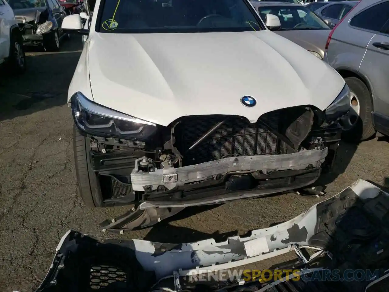 9 Photograph of a damaged car 5UXCR6C59KLL39627 BMW X5 2019