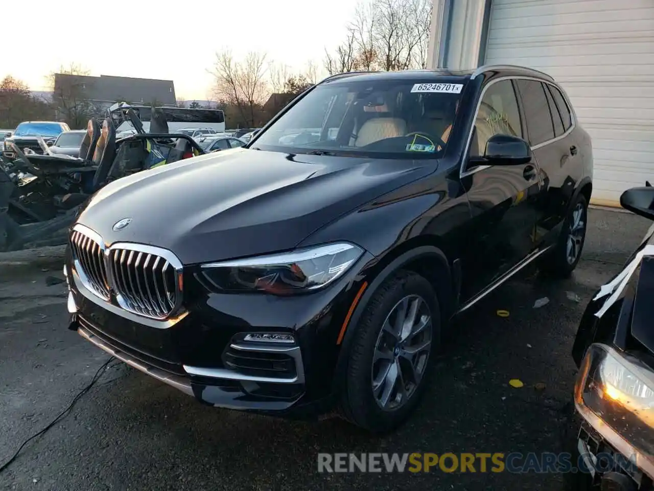 2 Photograph of a damaged car 5UXCR6C59KLL64494 BMW X5 2019