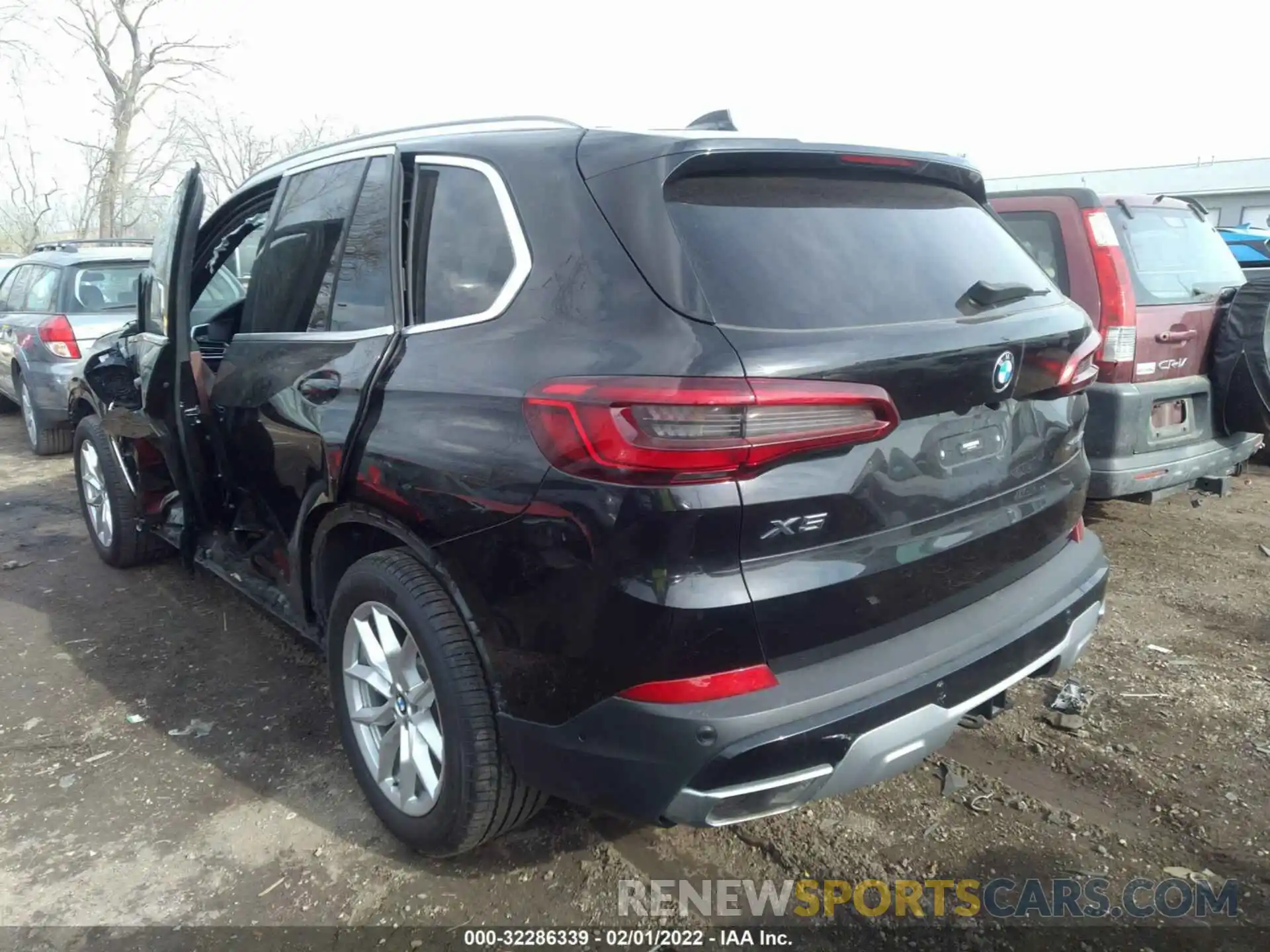 3 Photograph of a damaged car 5UXCR6C5XKLB12434 BMW X5 2019