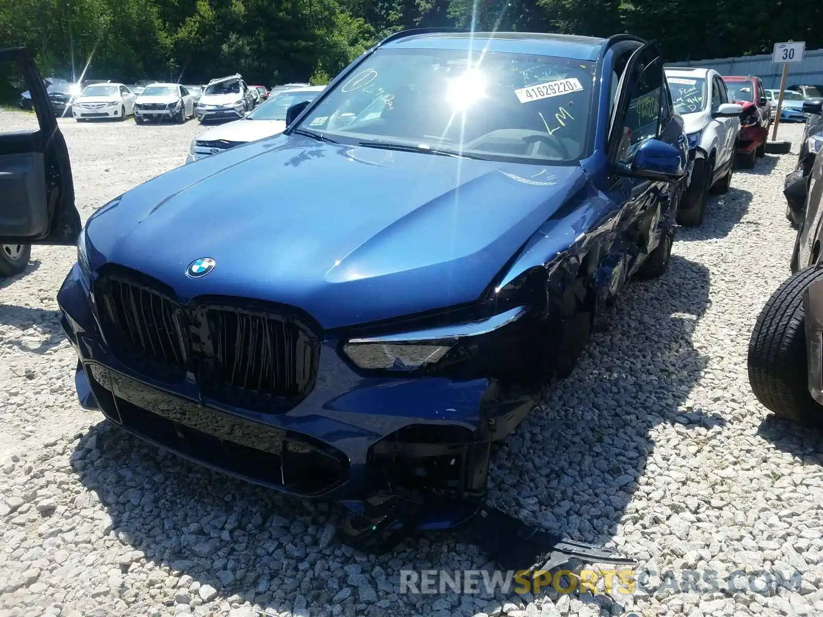 2 Фотография поврежденного автомобиля 5UXCR6C5XKLK79440 BMW X5 2019