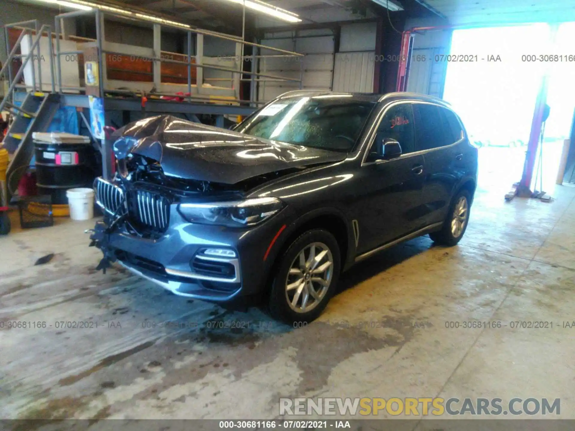 2 Photograph of a damaged car 5UXCR6C5XKLK79583 BMW X5 2019