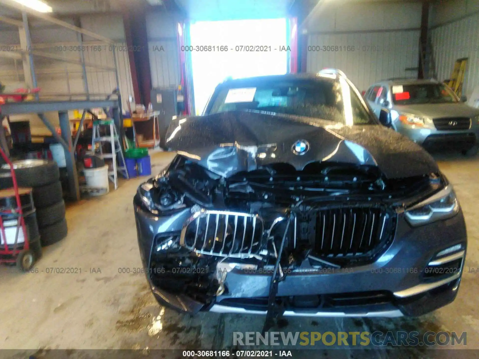 6 Photograph of a damaged car 5UXCR6C5XKLK79583 BMW X5 2019