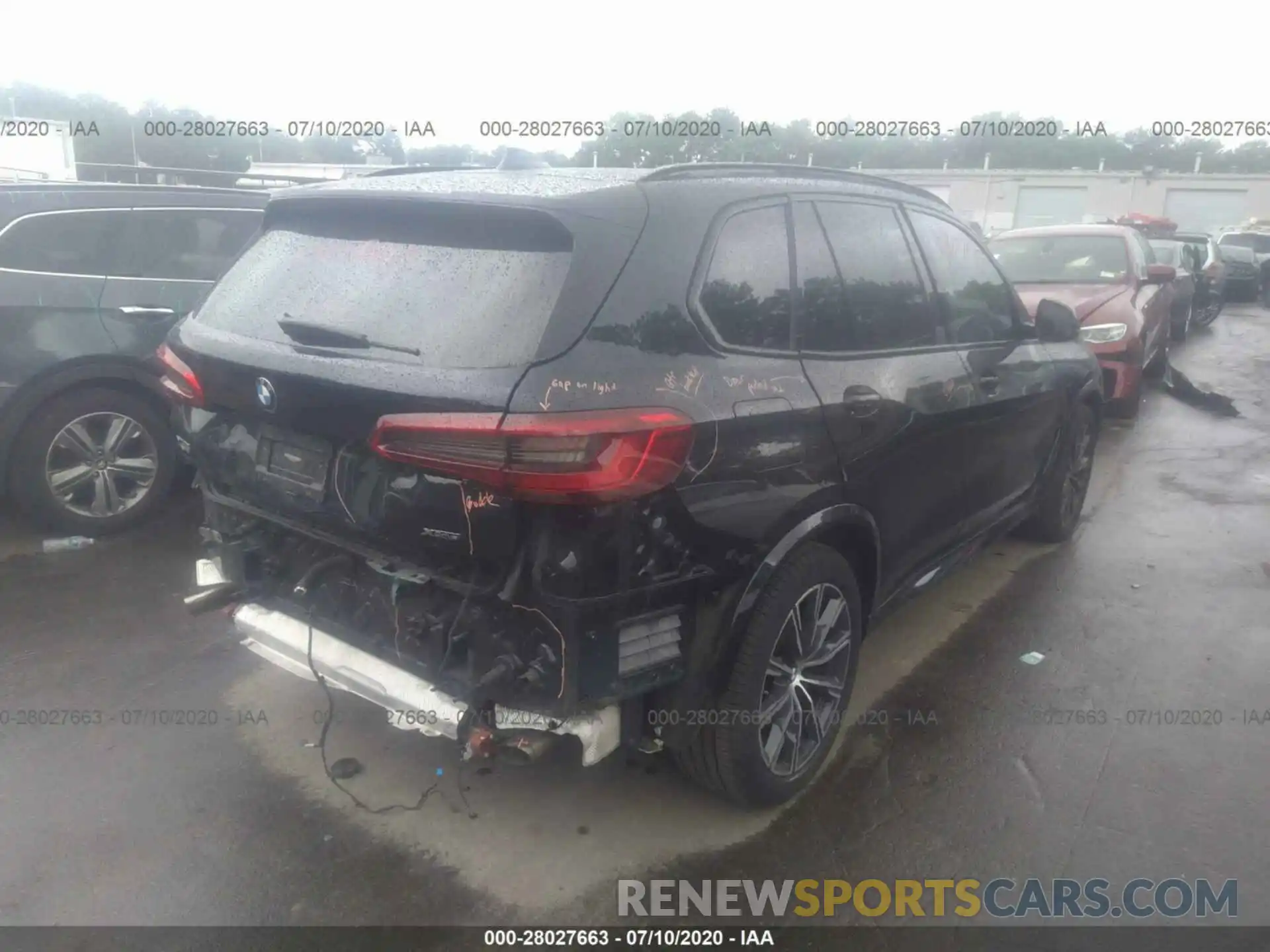 4 Photograph of a damaged car 5UXCR6C5XKLK81737 BMW X5 2019