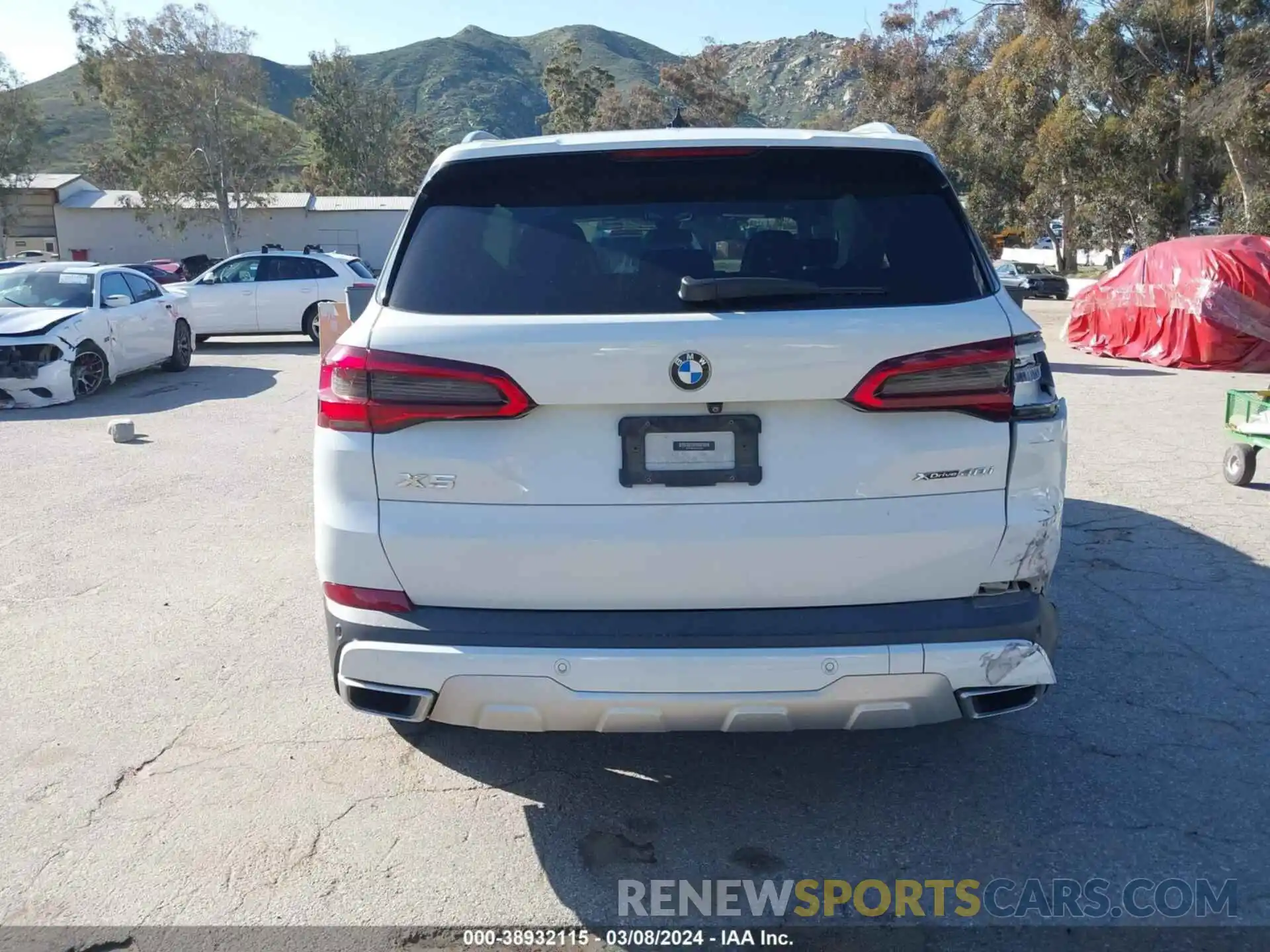 16 Photograph of a damaged car 5UXCR6C5XKLK87327 BMW X5 2019