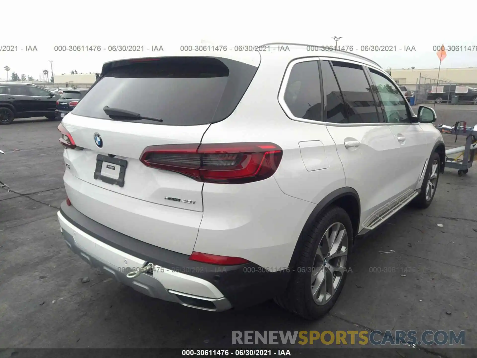 4 Photograph of a damaged car 5UXCR6C5XKLK88588 BMW X5 2019