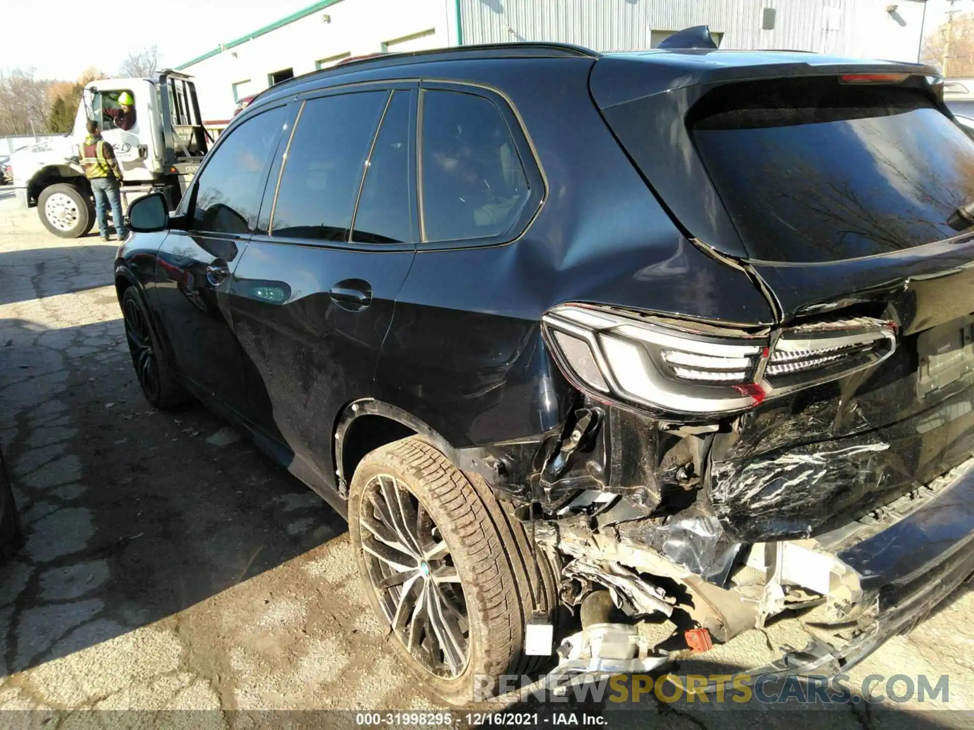 3 Фотография поврежденного автомобиля 5UXCR6C5XKLK89689 BMW X5 2019