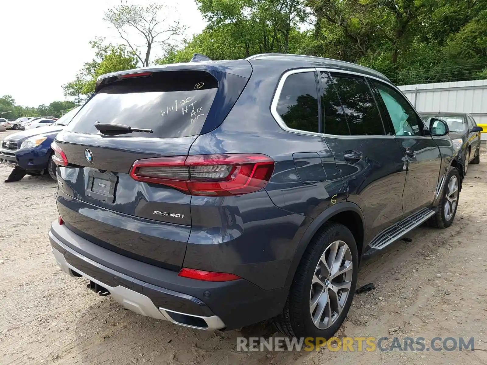 4 Photograph of a damaged car 5UXCR6C5XKLL01789 BMW X5 2019