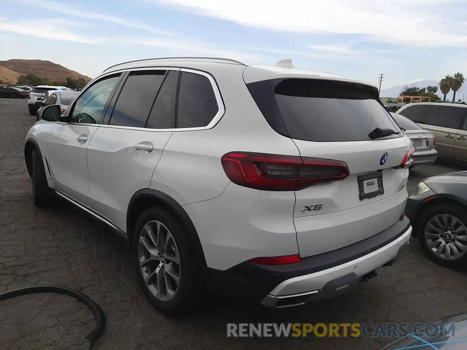 3 Фотография поврежденного автомобиля 5UXCR6C5XKLL03574 BMW X5 2019