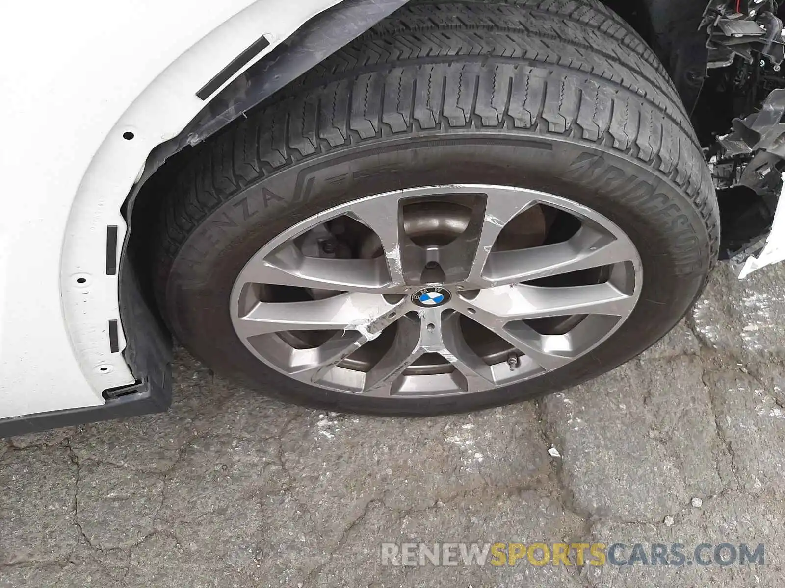 9 Фотография поврежденного автомобиля 5UXCR6C5XKLL03574 BMW X5 2019