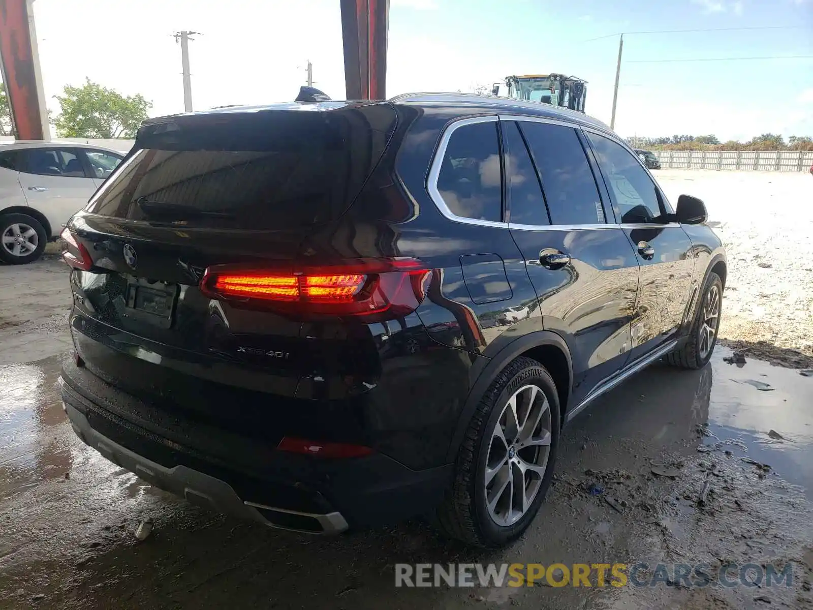 4 Photograph of a damaged car 5UXCR6C5XKLL04188 BMW X5 2019