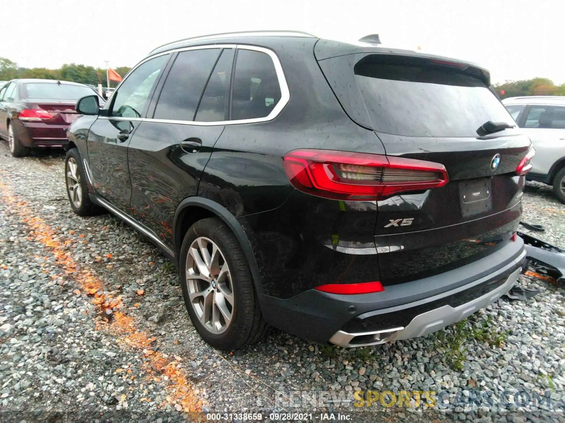 3 Photograph of a damaged car 5UXCR6C5XKLL08189 BMW X5 2019