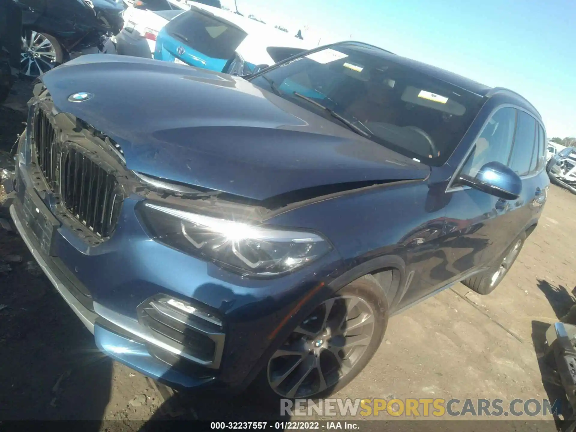 2 Фотография поврежденного автомобиля 5UXCR6C5XKLL10332 BMW X5 2019