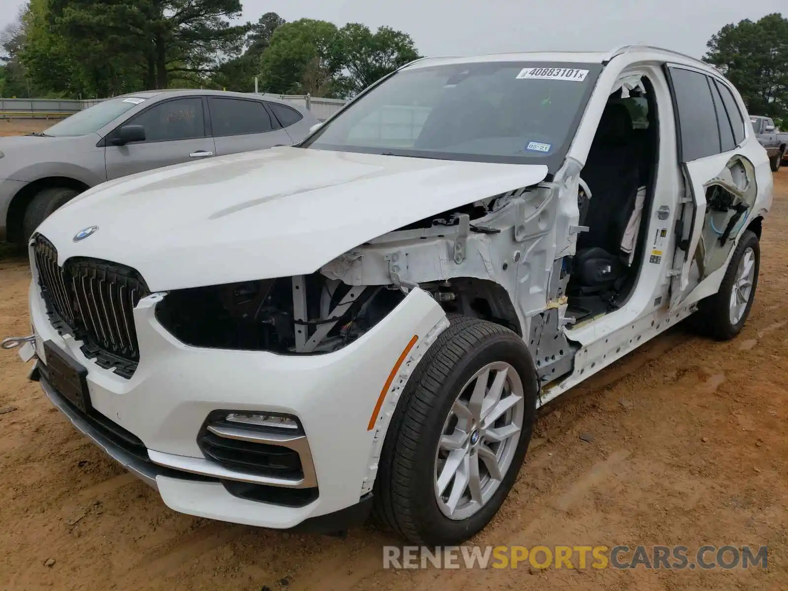 2 Photograph of a damaged car 5UXCR6C5XKLL11030 BMW X5 2019