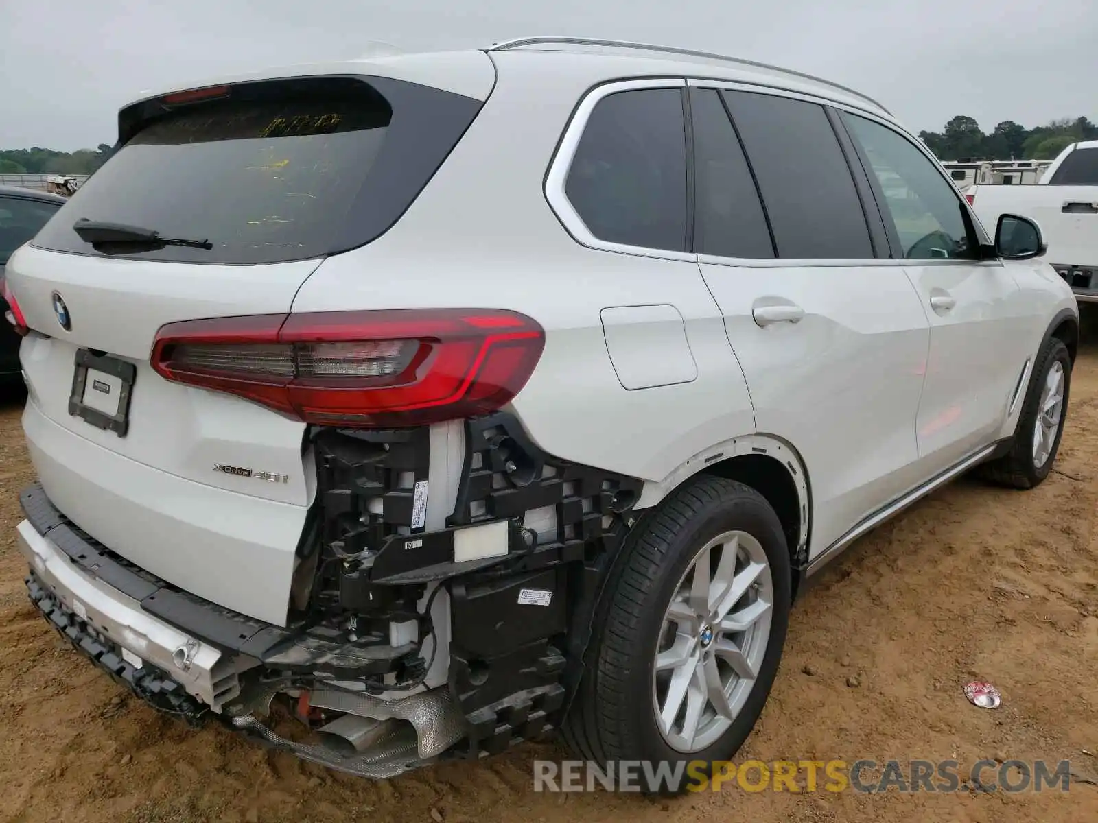 4 Photograph of a damaged car 5UXCR6C5XKLL11030 BMW X5 2019