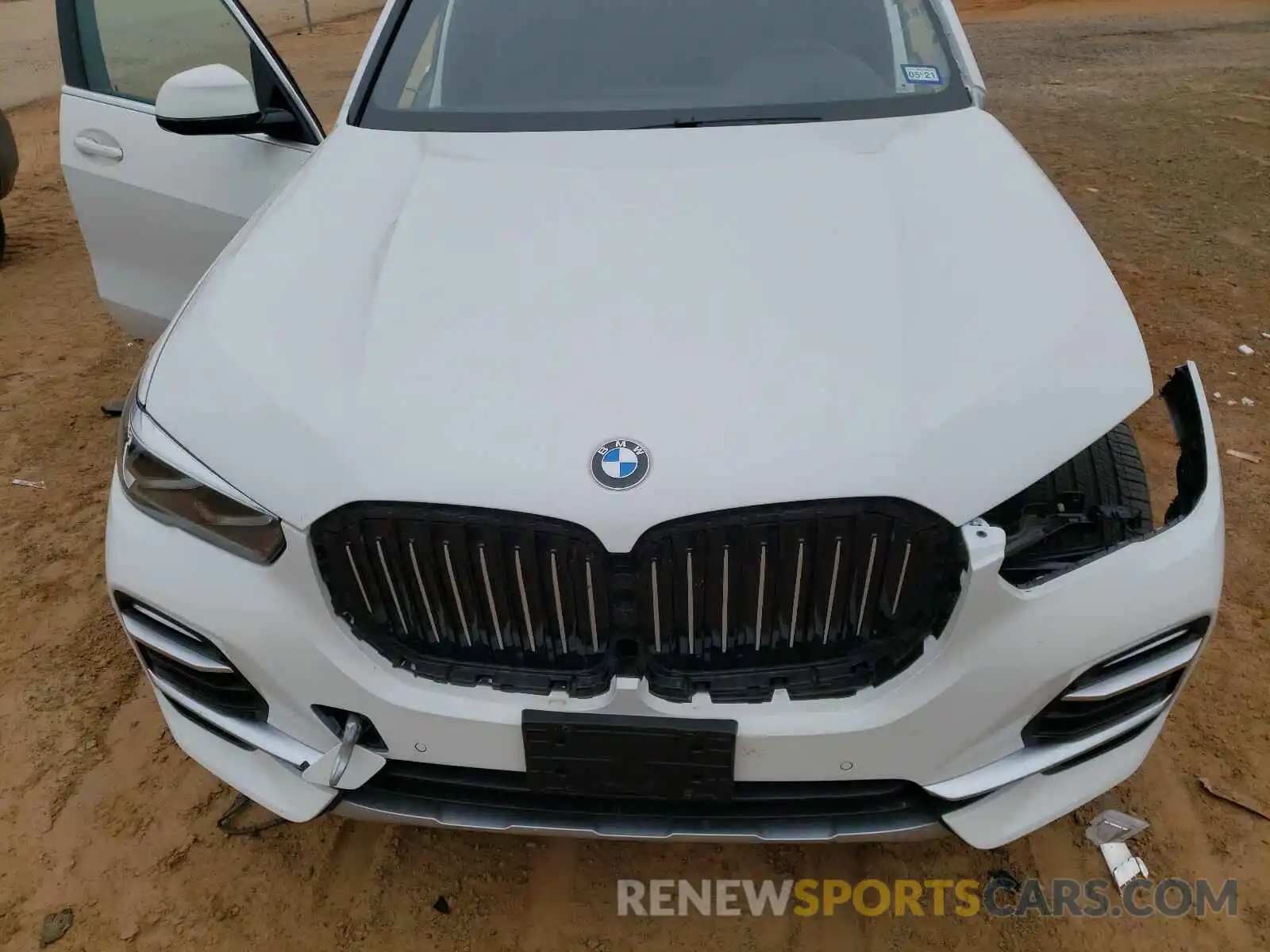 7 Photograph of a damaged car 5UXCR6C5XKLL11030 BMW X5 2019