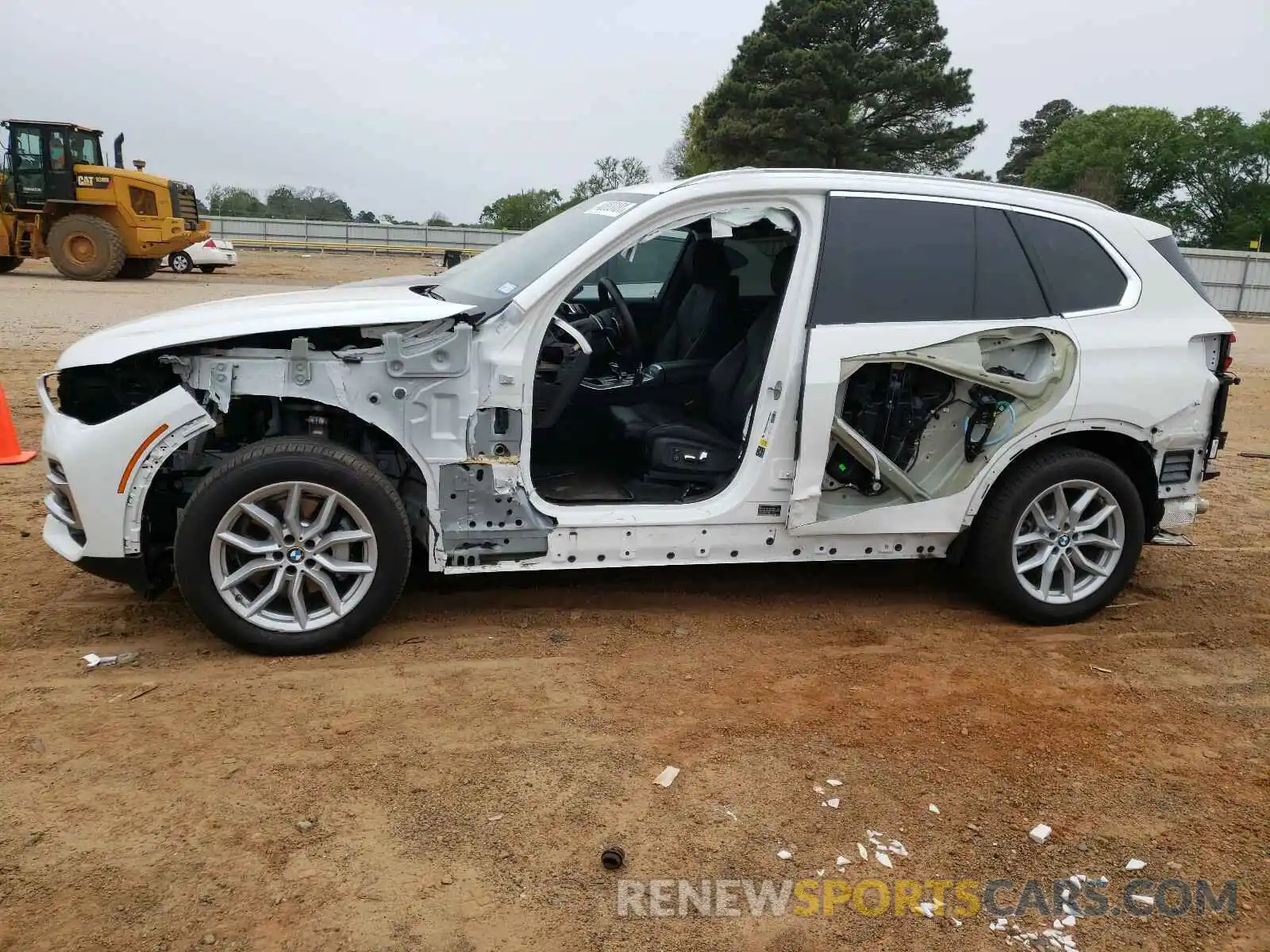 9 Photograph of a damaged car 5UXCR6C5XKLL11030 BMW X5 2019