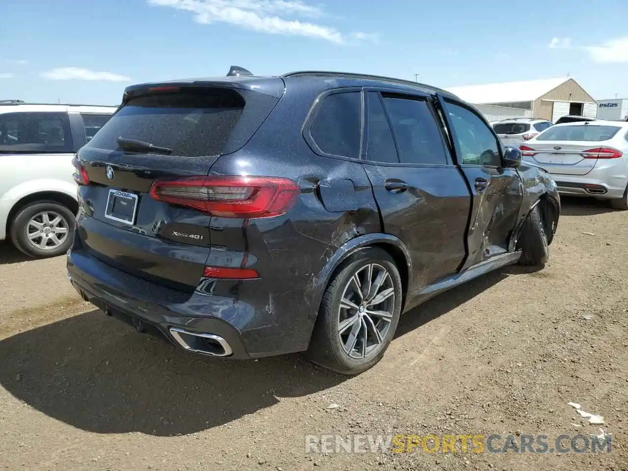 4 Photograph of a damaged car 5UXCR6C5XKLL26286 BMW X5 2019