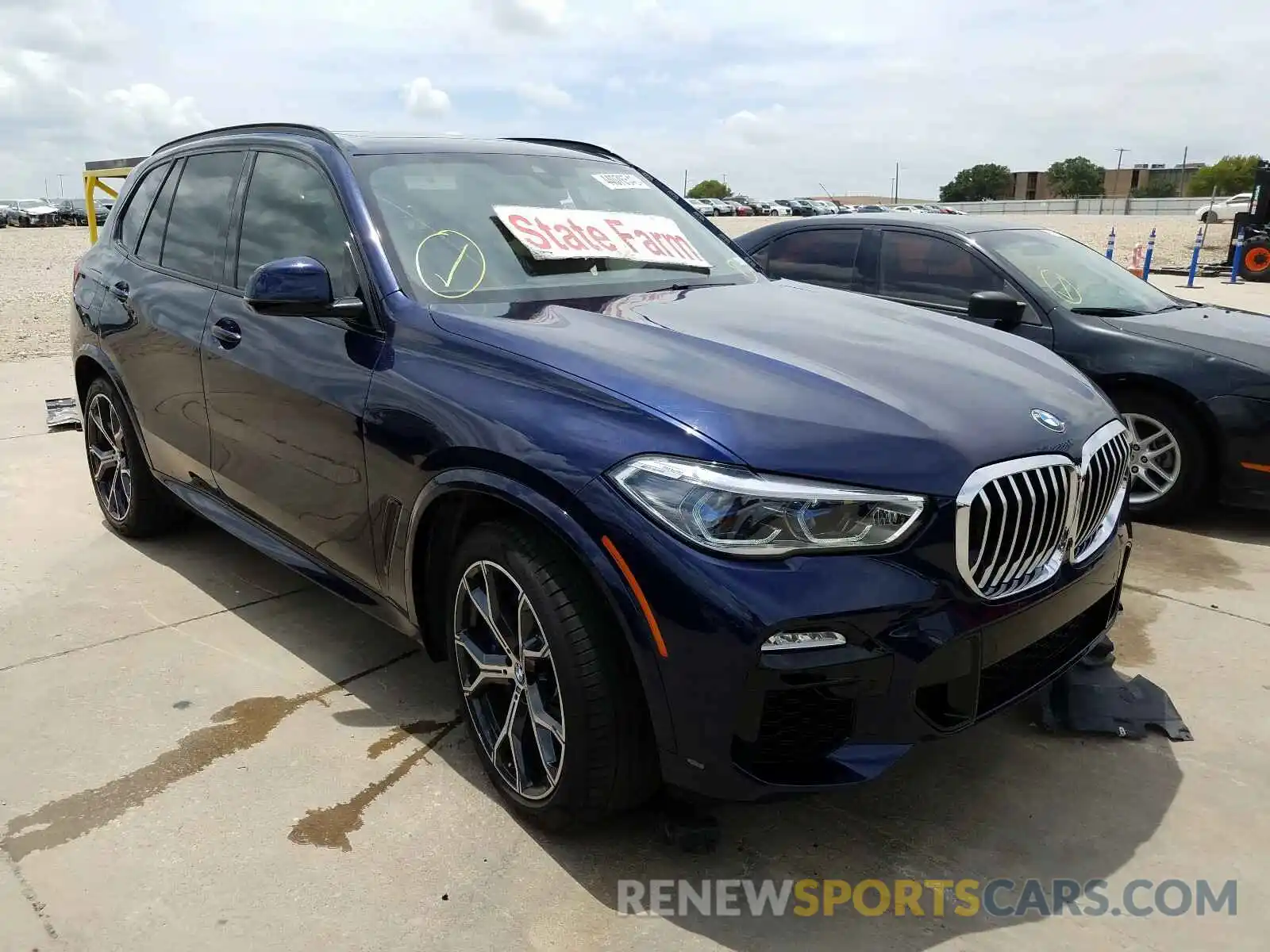 1 Photograph of a damaged car 5UXCR6C5XKLL26403 BMW X5 2019