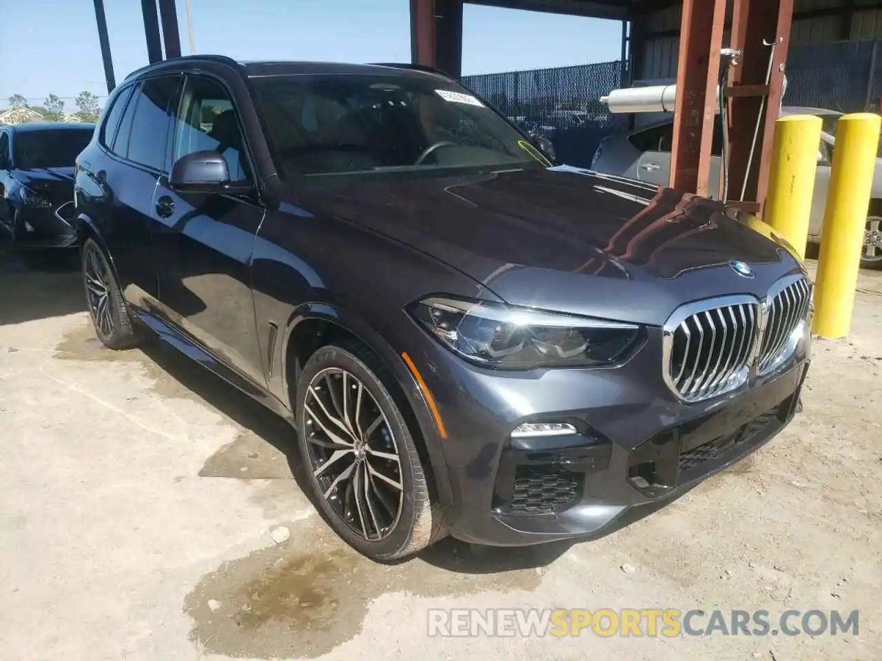 1 Photograph of a damaged car 5UXCR6C5XKLL36140 BMW X5 2019