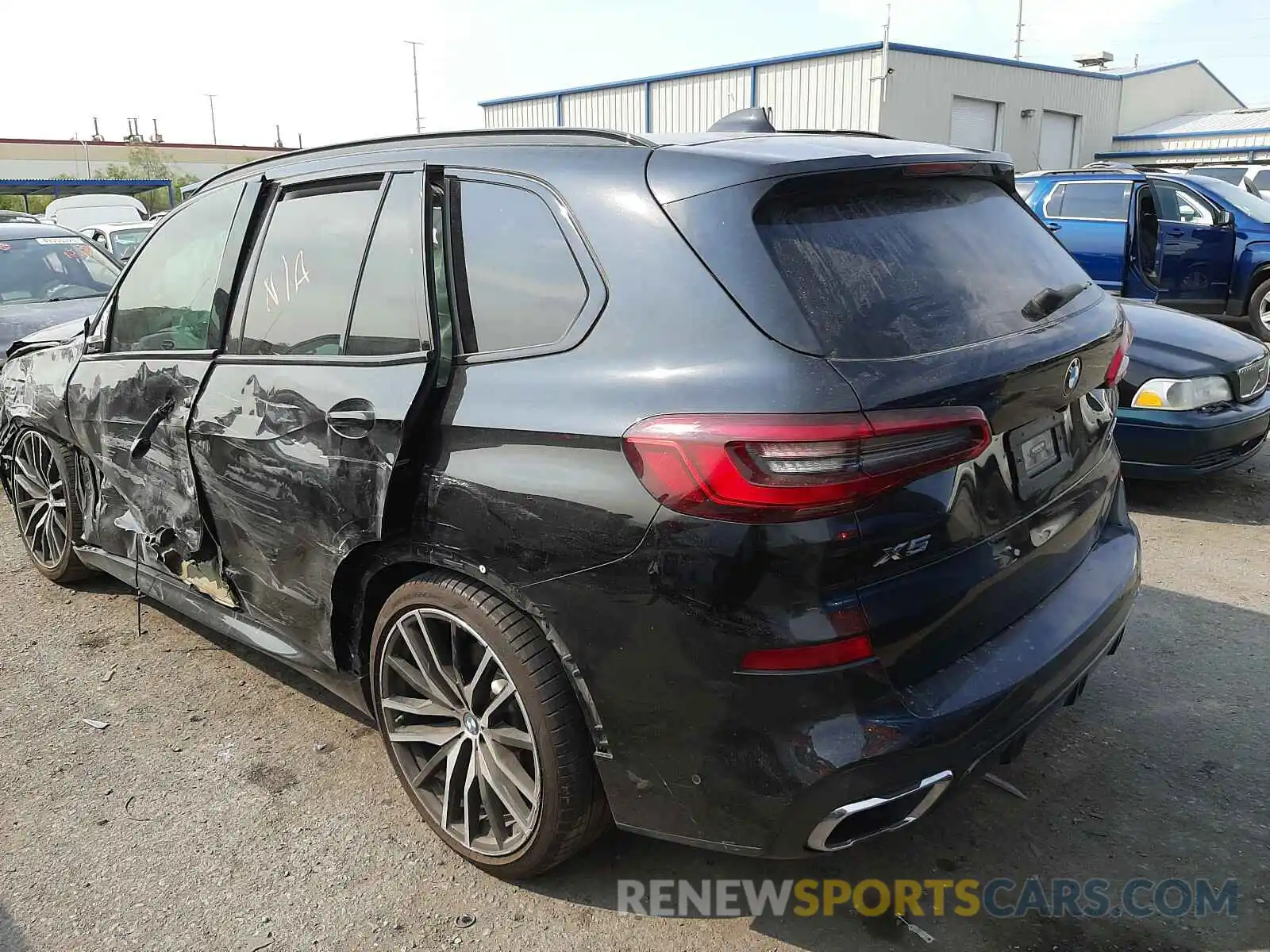 3 Photograph of a damaged car 5UXCR6C5XKLL40091 BMW X5 2019