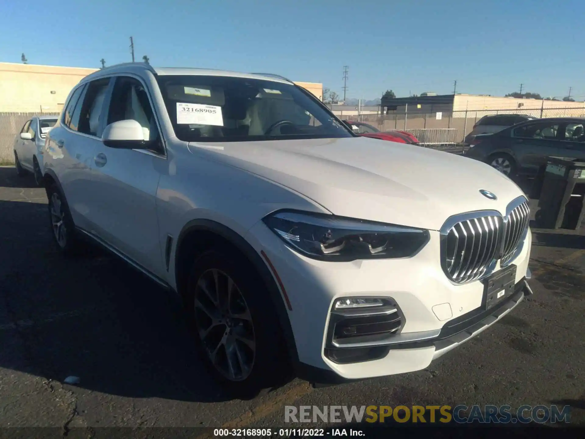 1 Фотография поврежденного автомобиля 5UXCR6C5XKLL51155 BMW X5 2019