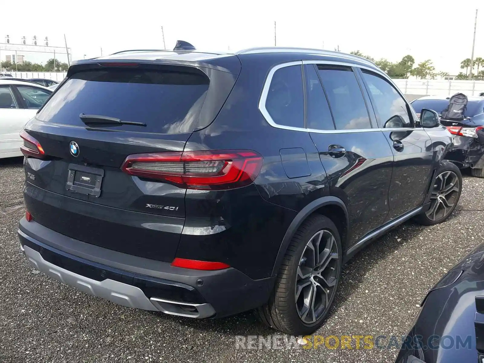 4 Photograph of a damaged car 5UXCR6C5XKLL61247 BMW X5 2019