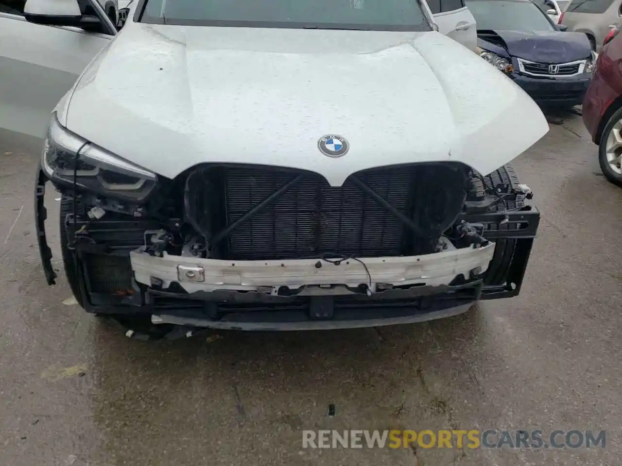 7 Photograph of a damaged car 5UXCR6C5XKLL63581 BMW X5 2019