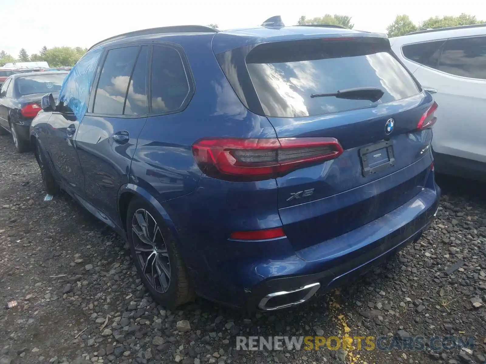 3 Photograph of a damaged car 5UXCR6C5XKLL64083 BMW X5 2019