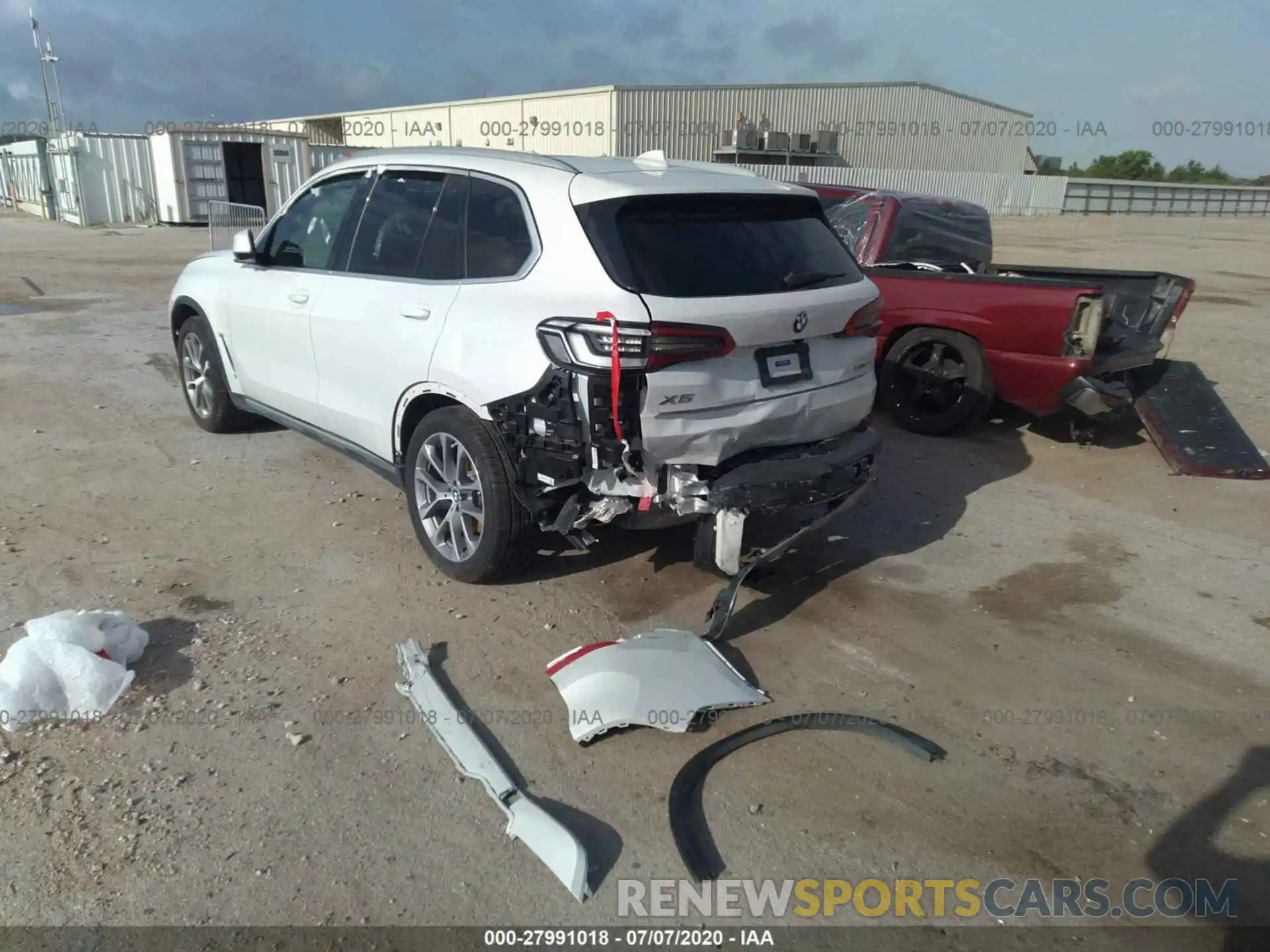 3 Photograph of a damaged car 5UXCR6C5XKLL64519 BMW X5 2019