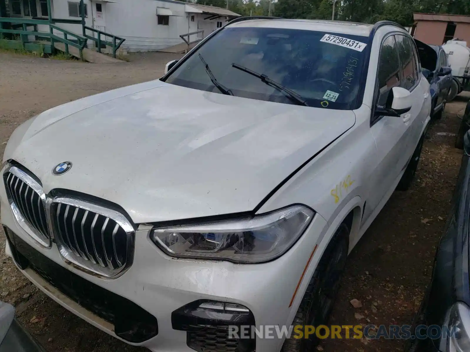 2 Фотография поврежденного автомобиля 5UXJU2C50KLB15311 BMW X5 2019